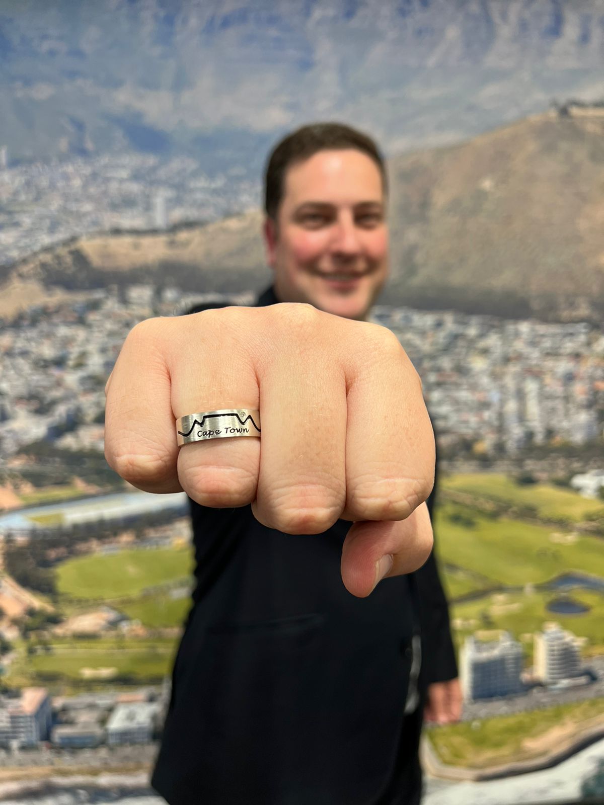 Geordin Hill-Lewis Mayor of Cape Town wearing the Cape Town Ring by Shimansky